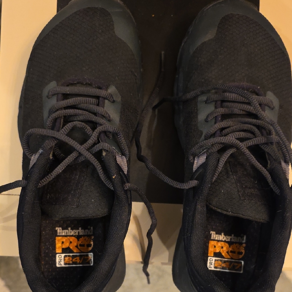 TMBERLAND PRO Men's Black Work Sneakers with Subtle Gray Accents